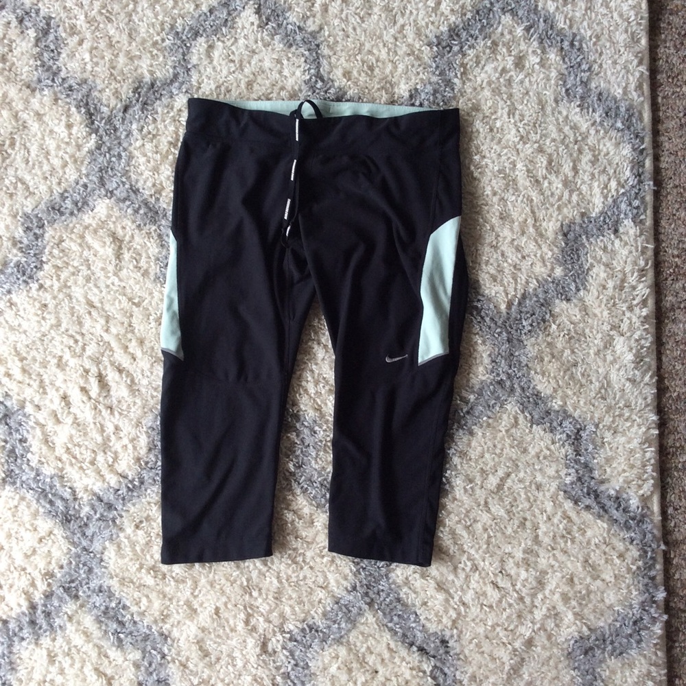 Medium Nike carpi Leggings